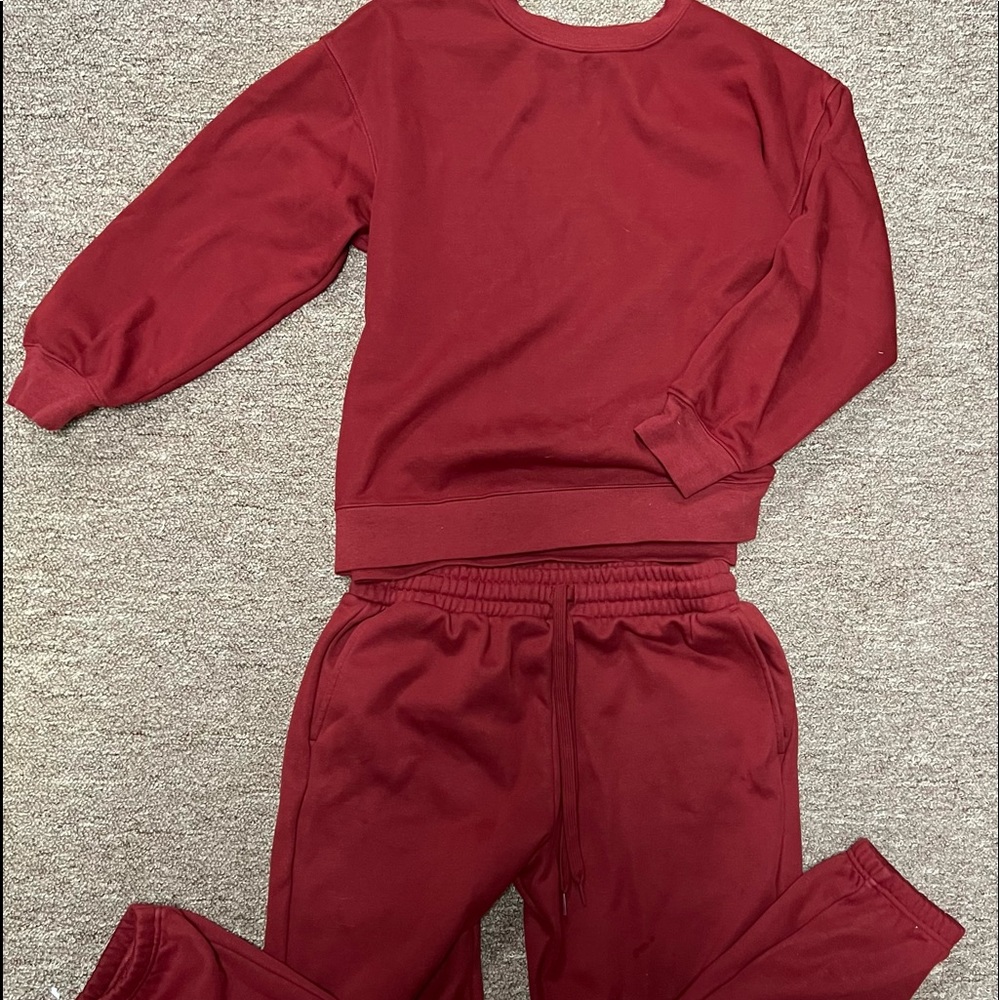 FABLETICS Sweat Suit Set NWOT Sz.L